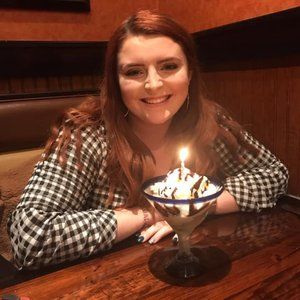 Meet your Posher, Kaylie